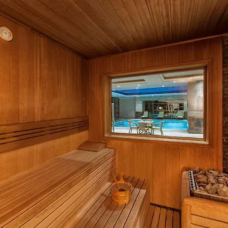 Elite World Prestige * イスタンブール